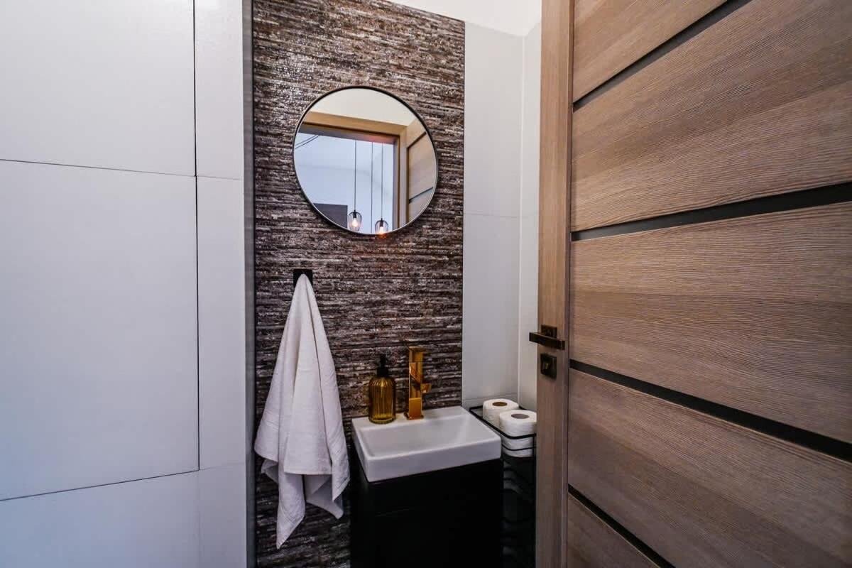 Luxury Apartment In The City Center 브라티슬라바 외부 사진