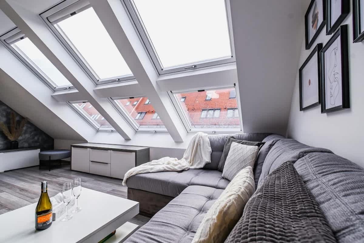 Luxury Apartment In The City Center 브라티슬라바 외부 사진